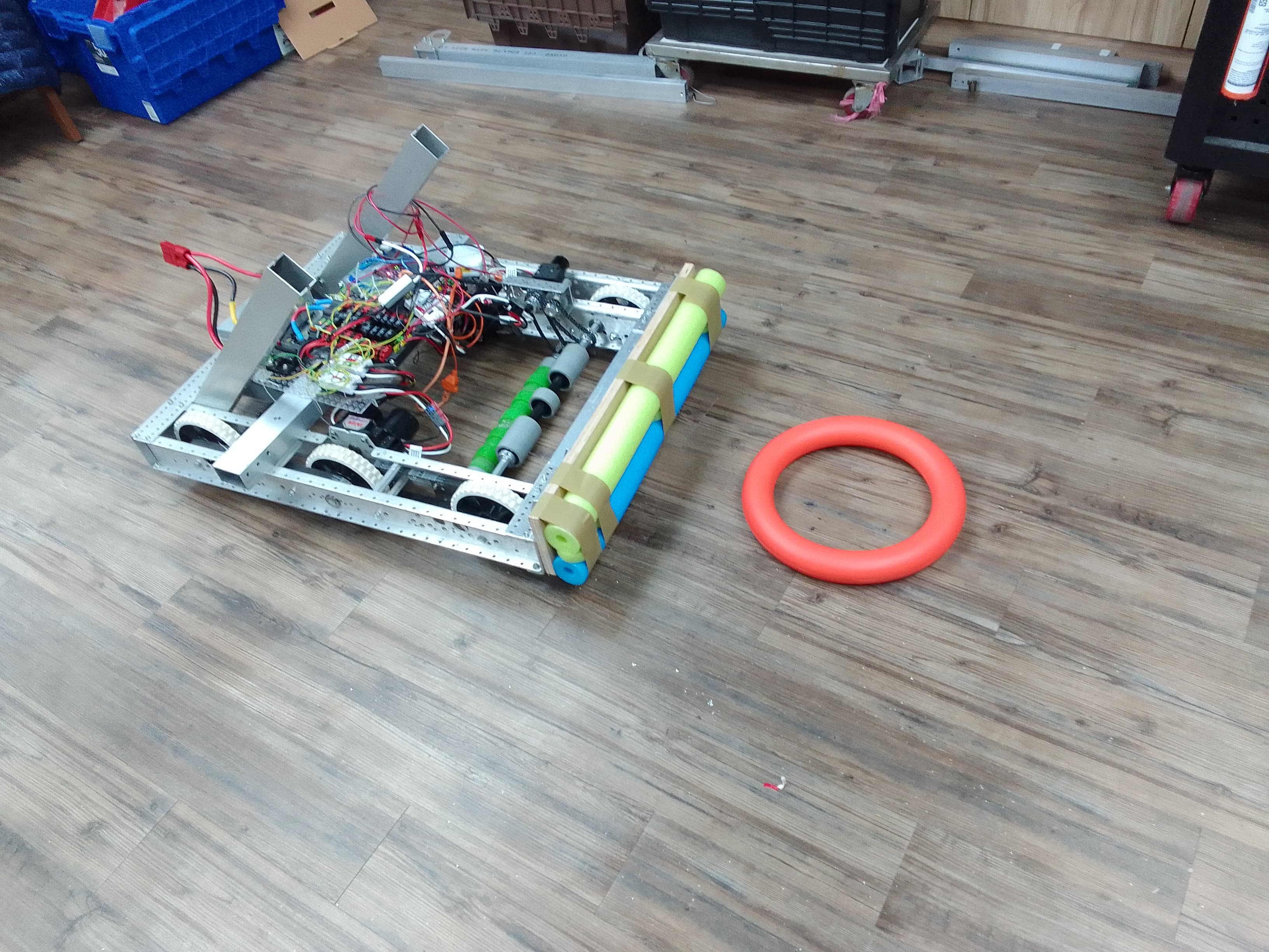 FRC機器人 - 國際性的大型機器人競賽 preview